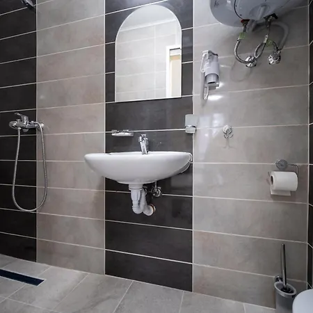 Pensionat Citybox - Shipka